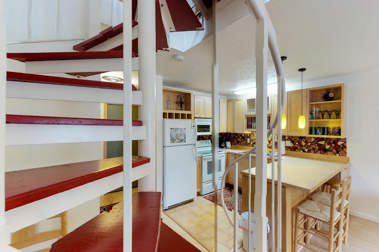 Brighton Condo #208 Гирдвуд Экстерьер фото