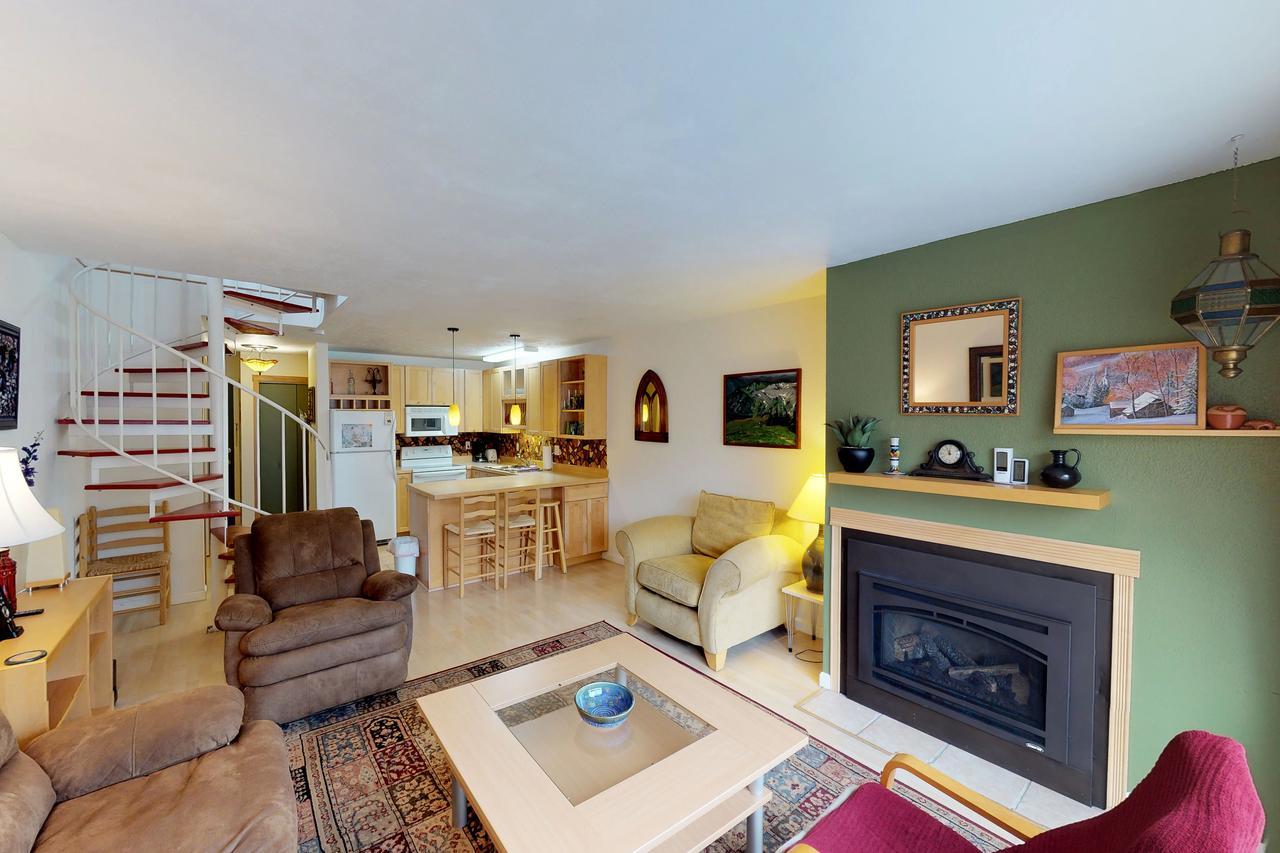 Brighton Condo #208 Гирдвуд Экстерьер фото