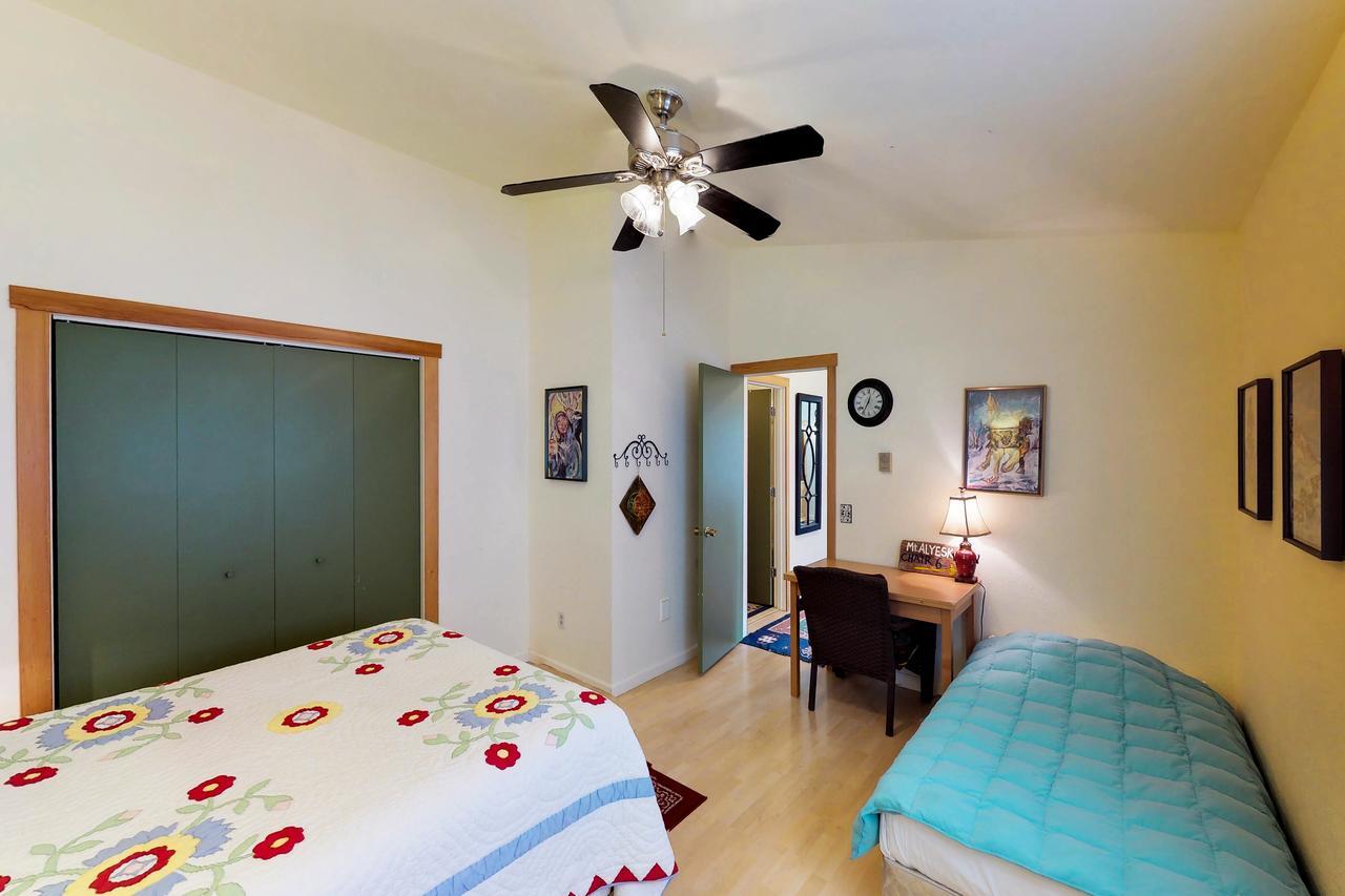 Brighton Condo #208 Гирдвуд Экстерьер фото