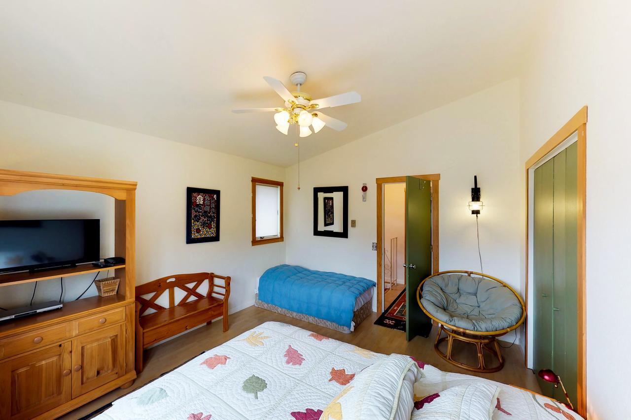 Brighton Condo #208 Гирдвуд Экстерьер фото